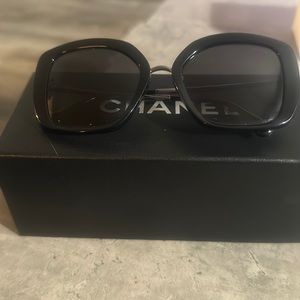 Chanel Polarized Sunglasses - Black frame & lenses w/ metal arms.